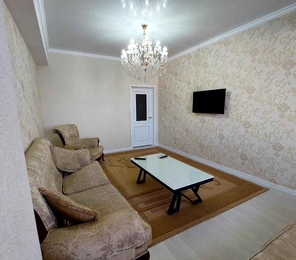 Elite Apartment In Street Mederova 50 Biskek Kültér fotó